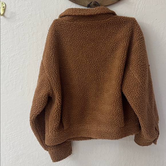 AE Sherpa Jacket Small American Eagle Brown Teddy Shacket S Tan Pocket Coat - Picture 7 of 7